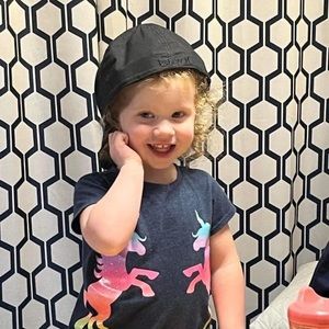 Meet your Posher, Raymond